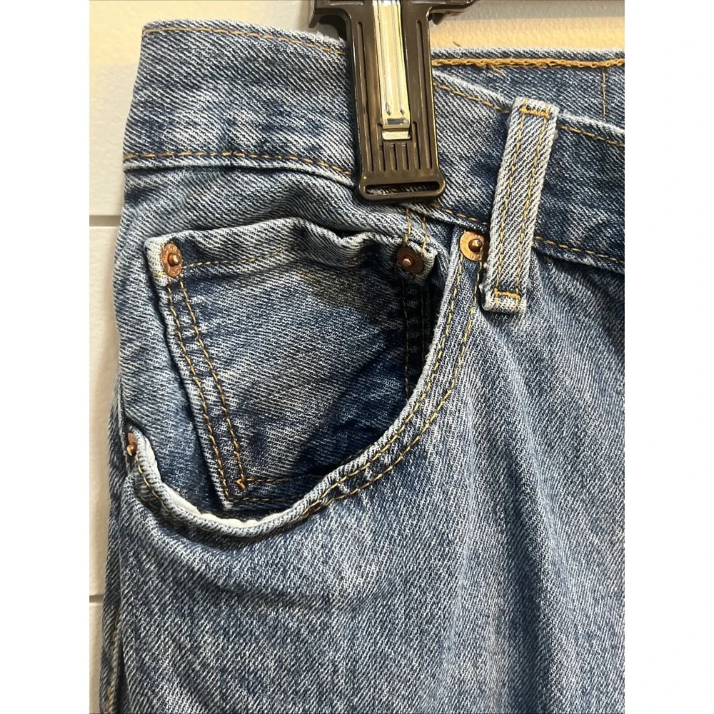 Levis 501 Jeans Mens 34x32 (Act 34x30) Blue Button Fly Distressed Straight Cut